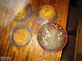 肥腸粉配鍋魁，川味小吃的最佳拍檔，吃過的人都說好